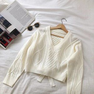 Yesstyle DIYI - V-Neck Plain Cable Knit Cropped Sweater with Tie-Back Detail